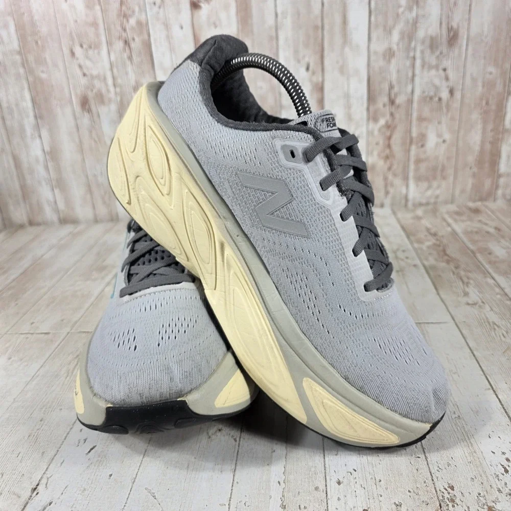 New Balance Fresh Foam X More v5 Mens 10 Wide 2E Grey Teal Running Shoes MMORLJ5